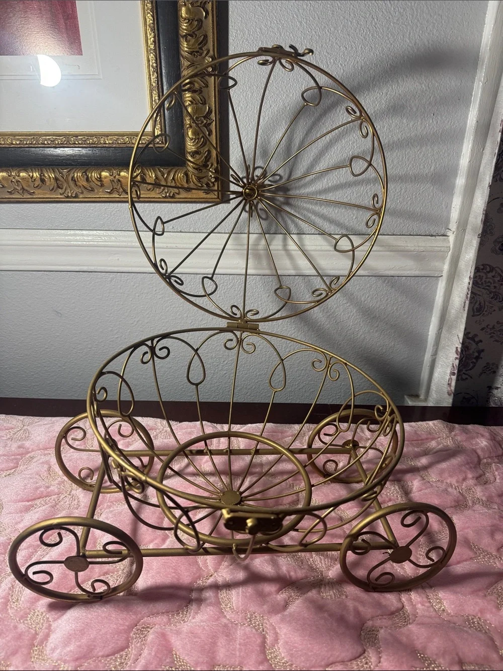 Cinderella Gold Wire Carriage Decorative Accent